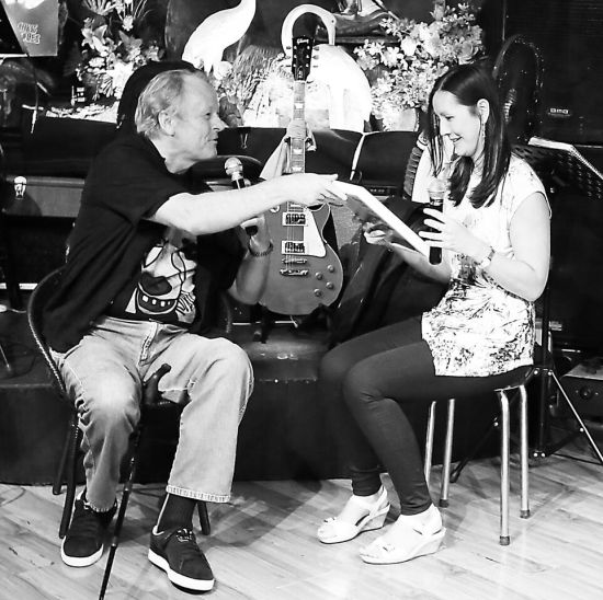 KevinCummingsMelissaStage